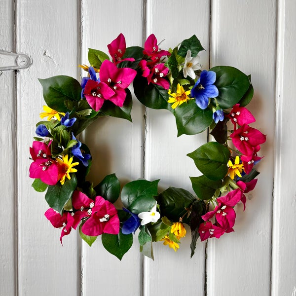 Kukkakranssi kirkkaat v&auml;rit